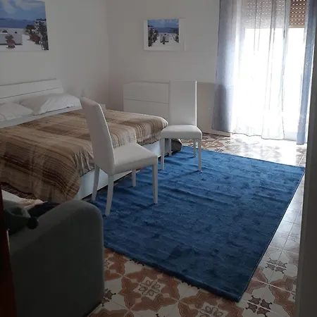 Ekaterina House-grande In Centro Apartment Brolo