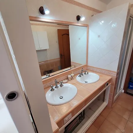 Ekaterina House-grande In Centro Apartment