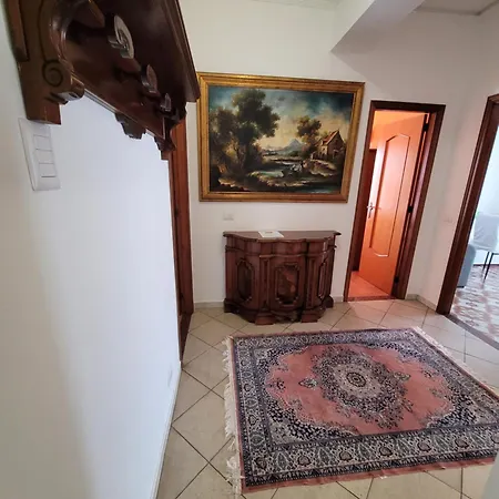 Apartment Ekaterina House-grande In Centro